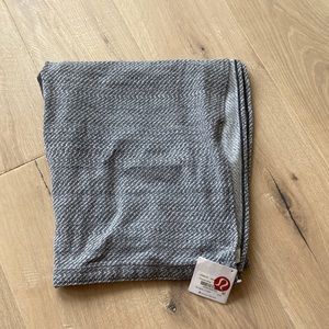 Lululemon vinyasa scarf/wrap